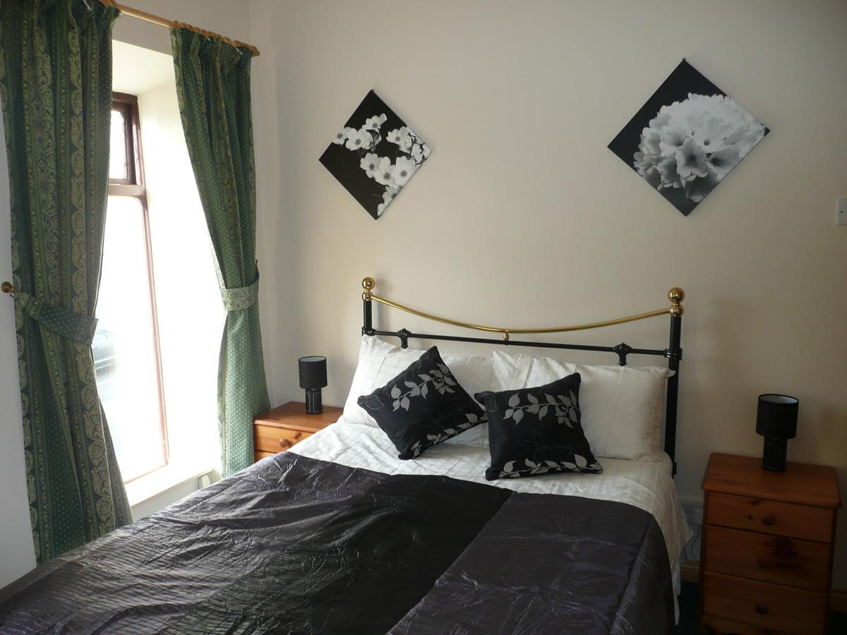 Barron'S Bed & Breakfast Moville Eksteriør bilde